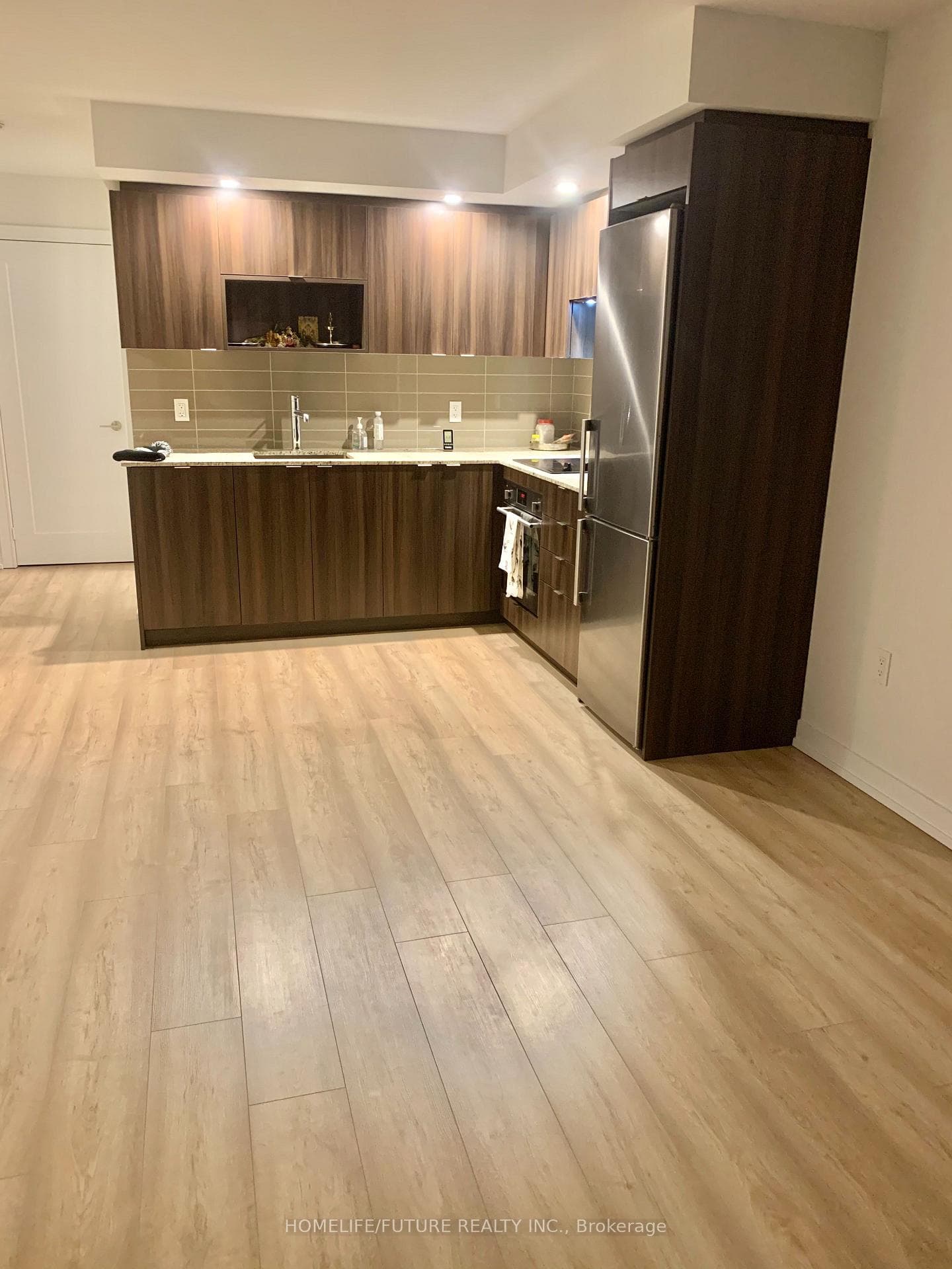 225 Village Green Square Unit 304 photo 12