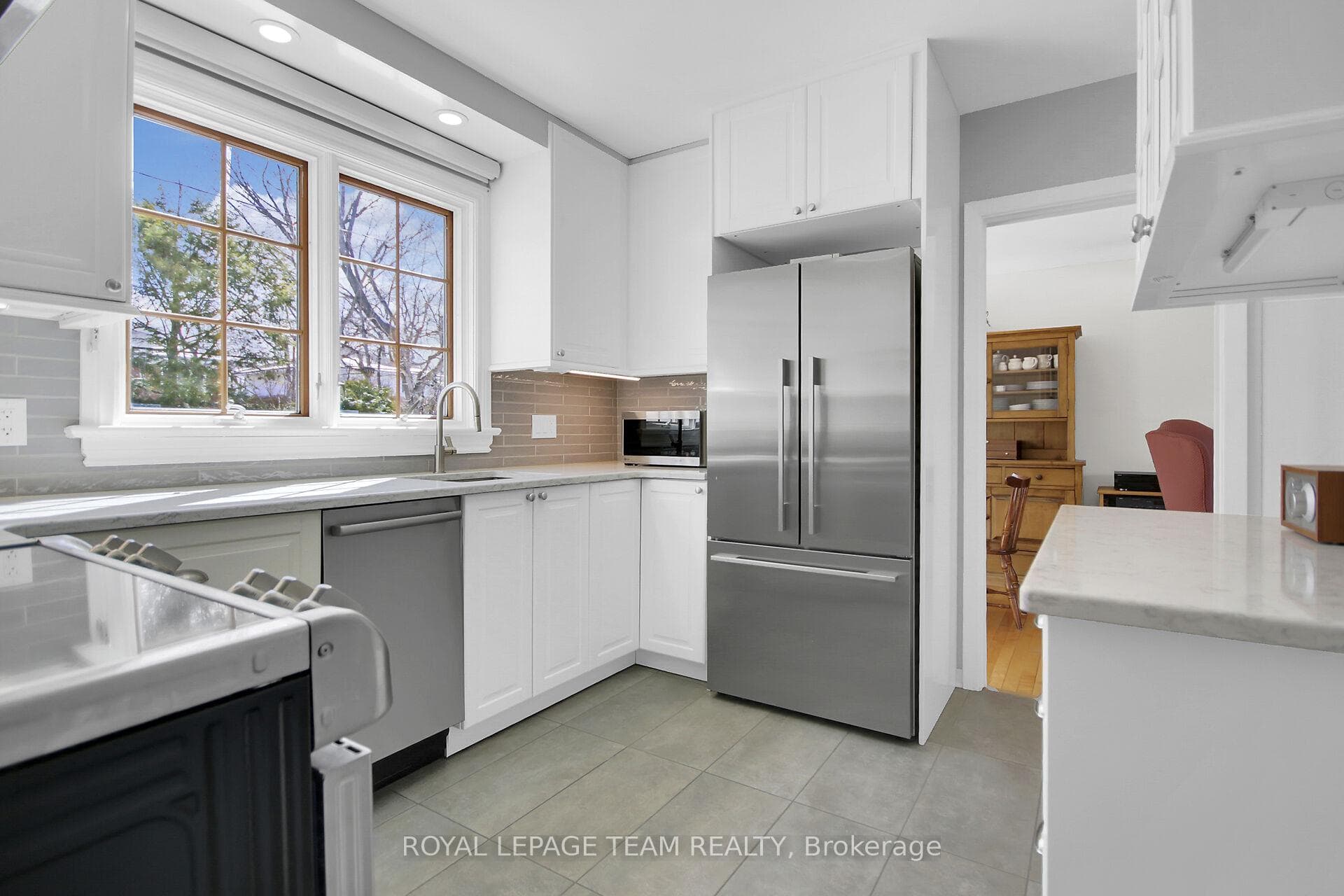 1179 Albany Drive photo 12