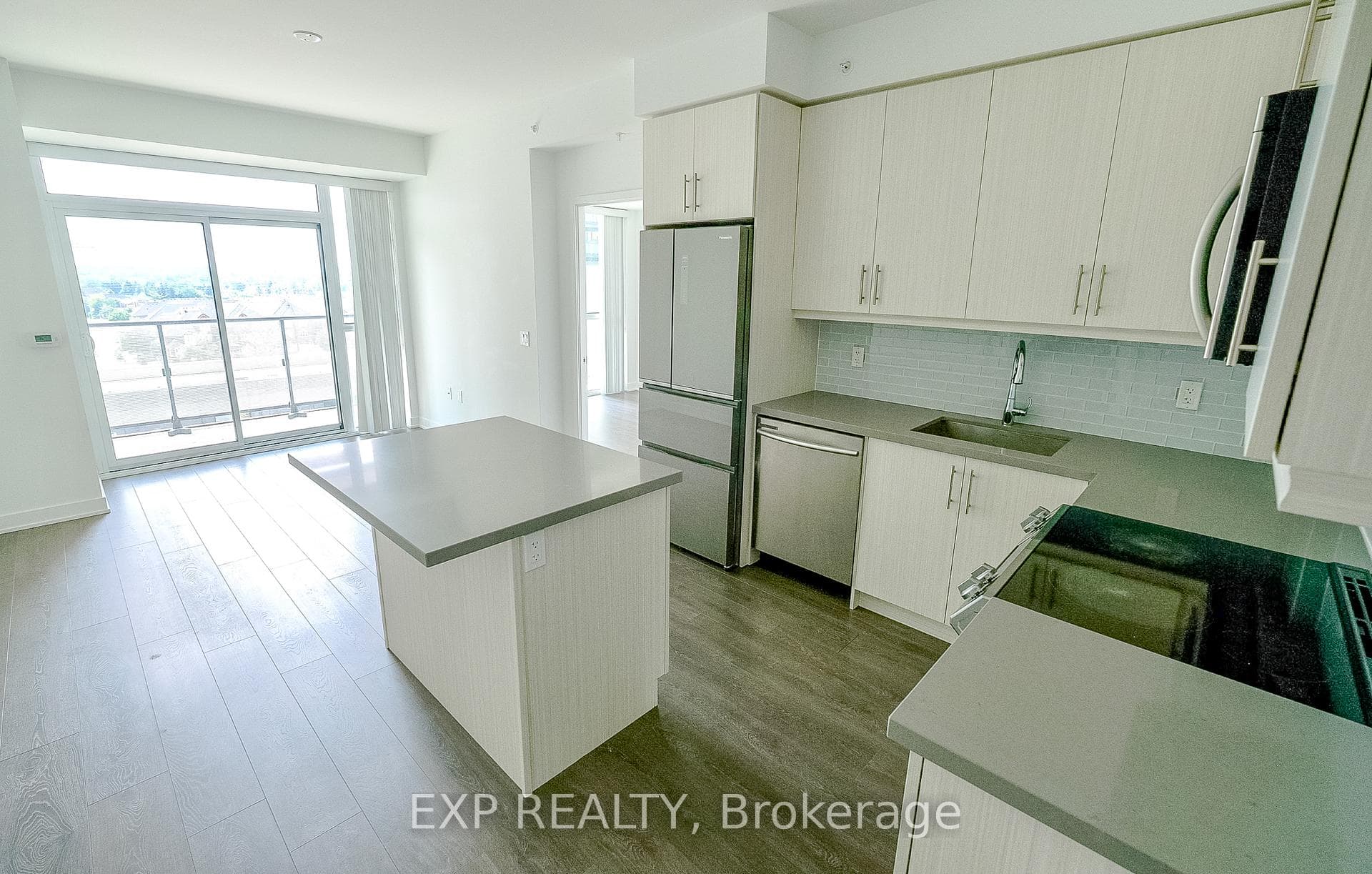 75 Oneida Crescent Unit 512 photo 11
