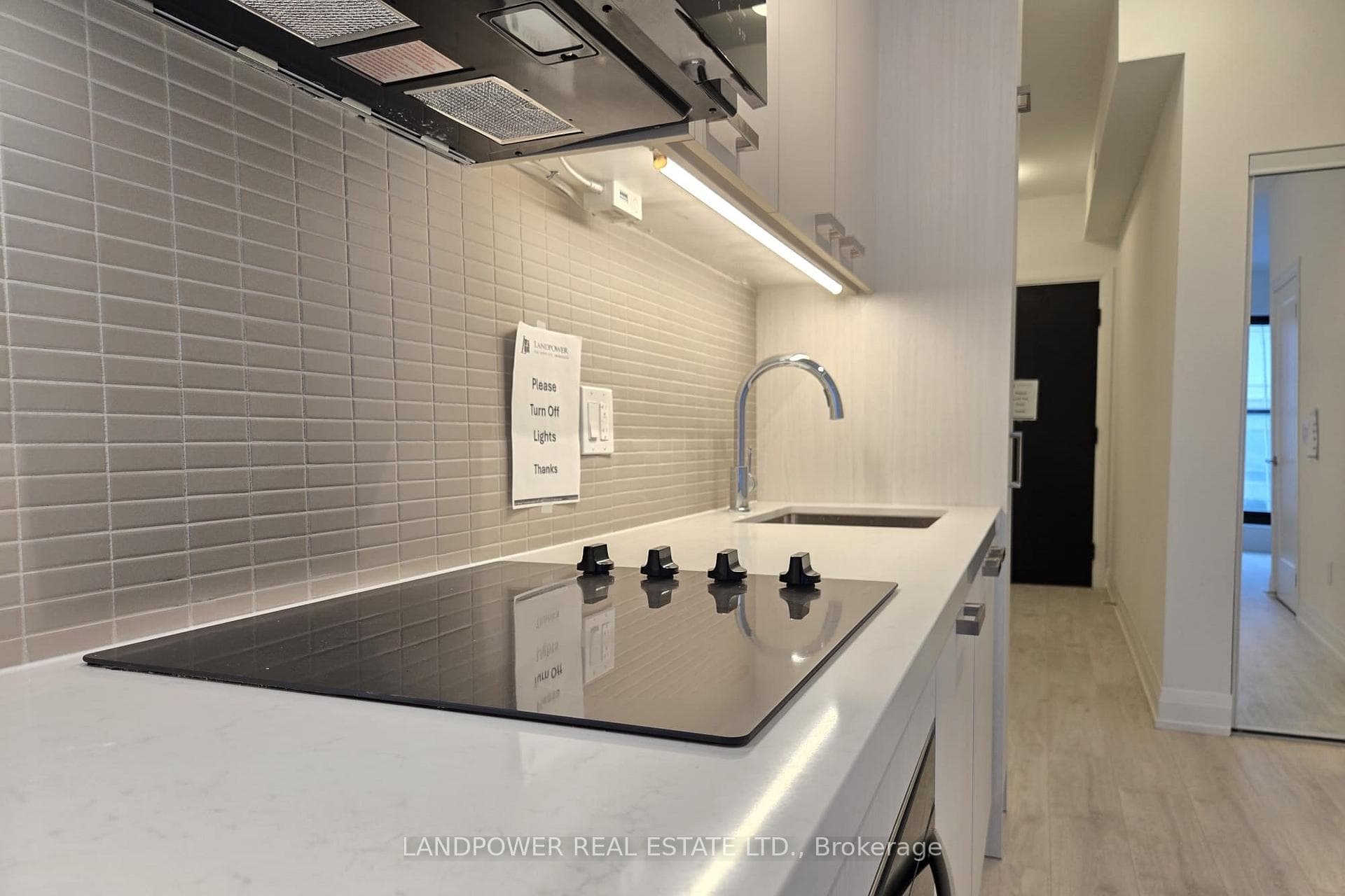 20 Soudan Avenue Unit 3401 photo 7