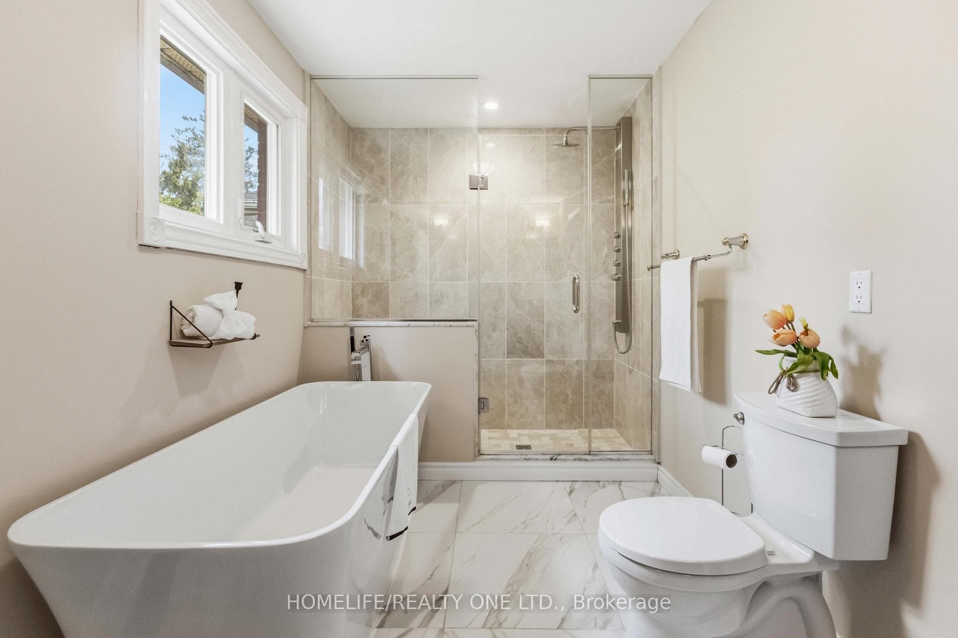 75 Windrush Trail photo 36