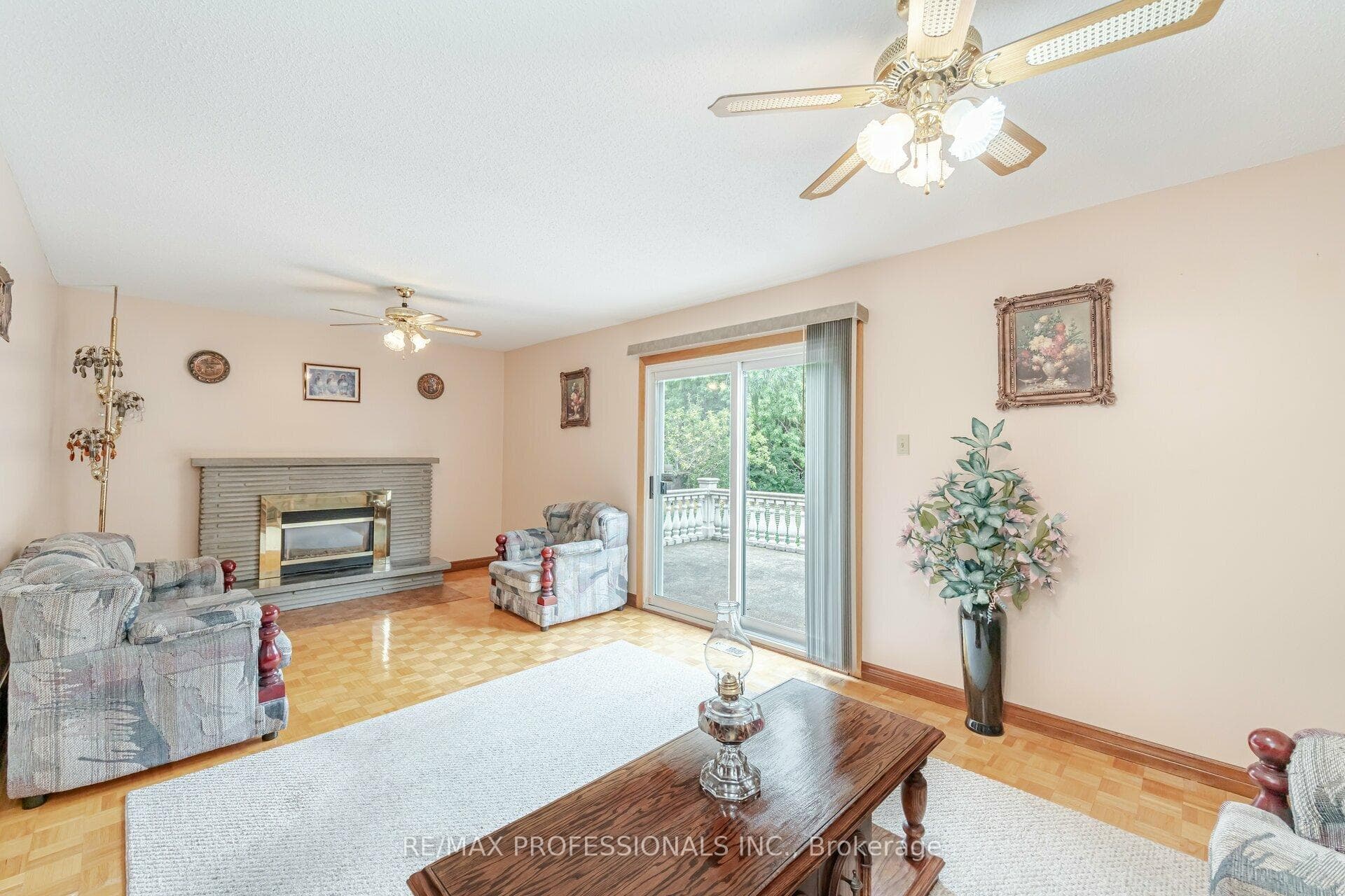 38 Leander Street photo 23