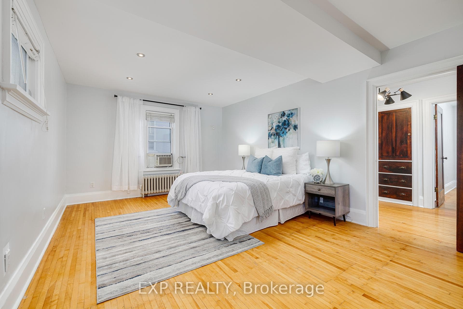 116 Wellington Street photo 13