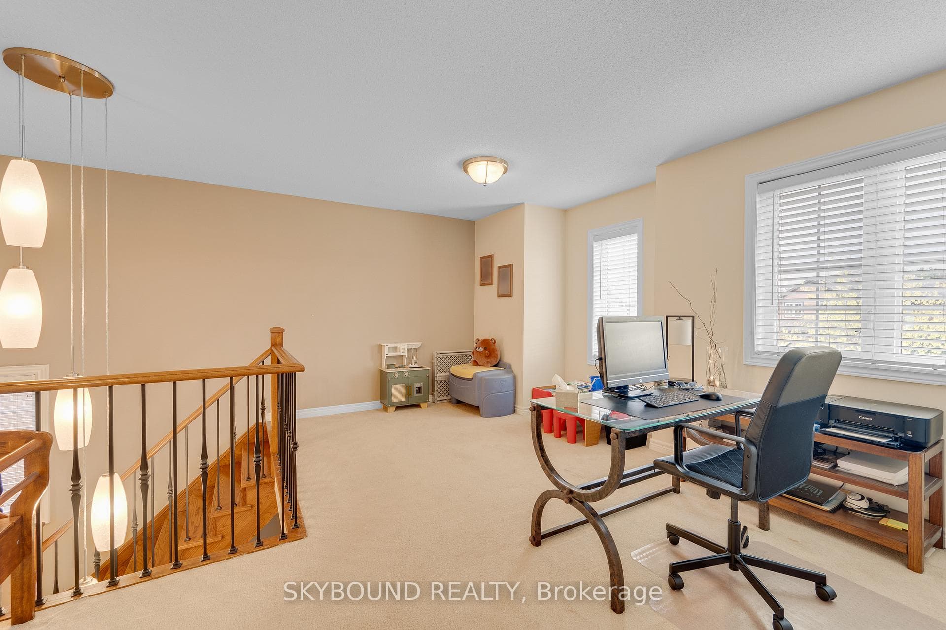 365 Valridge Drive photo 20