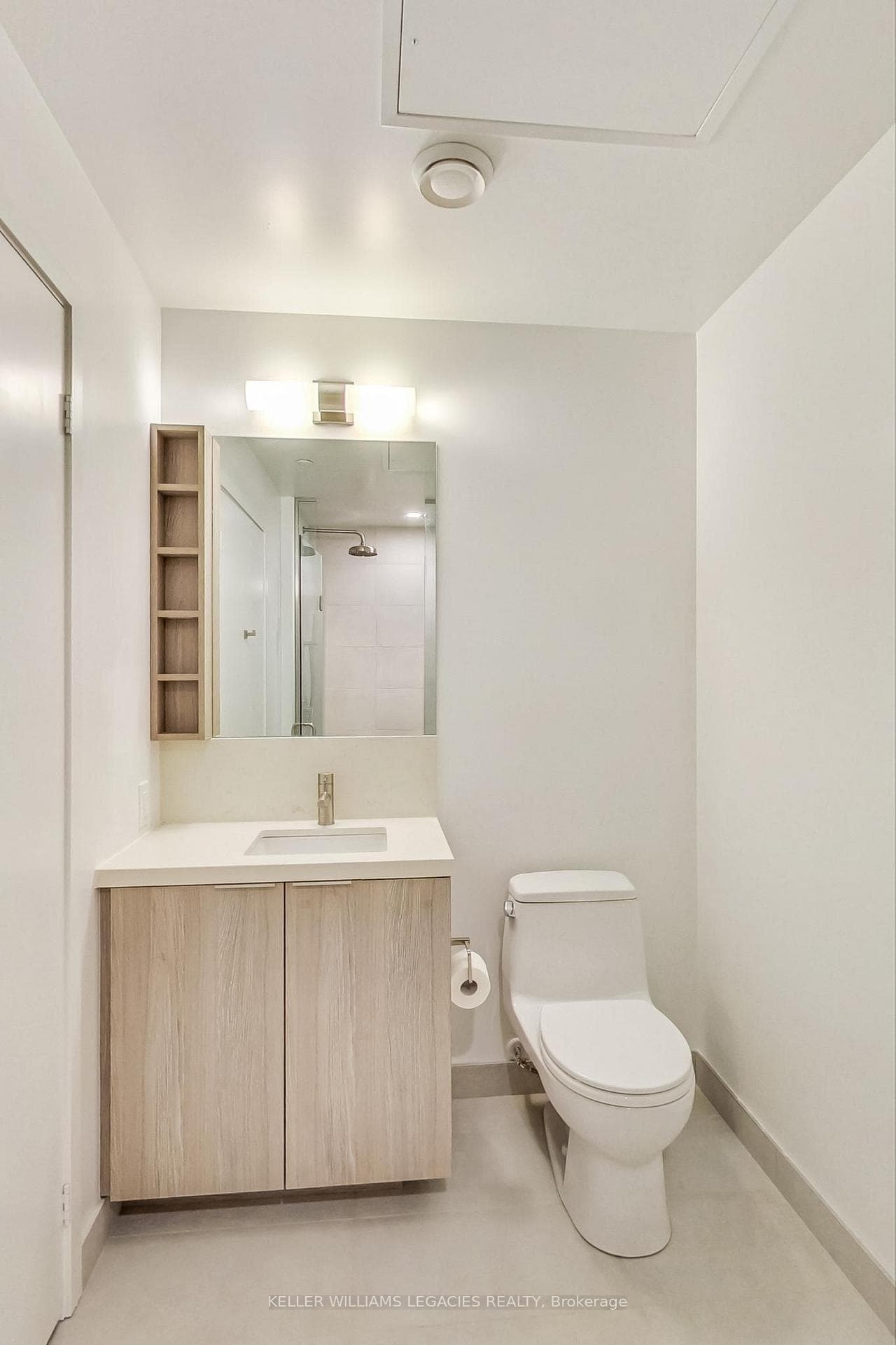 2020 Bathurst Street Unit 505 photo 19