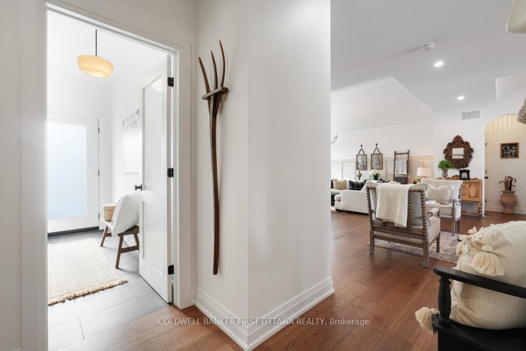 179 Glenncastle Drive photo 27