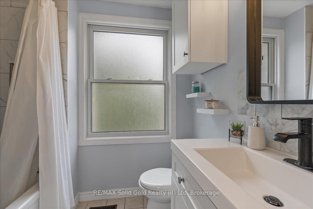 18 Berwick Place photo 16