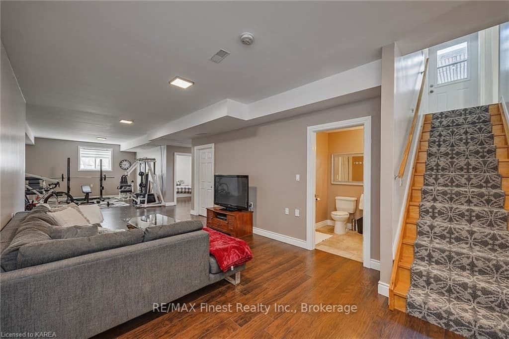 5234 DUNDON Drive photo 25