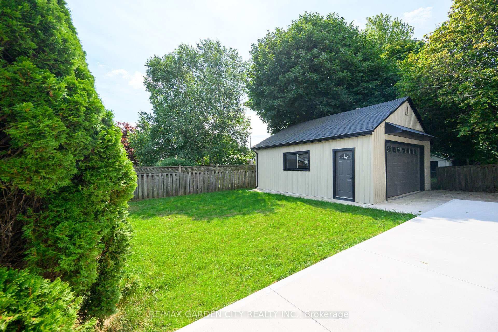 14 Marr Avenue photo 43