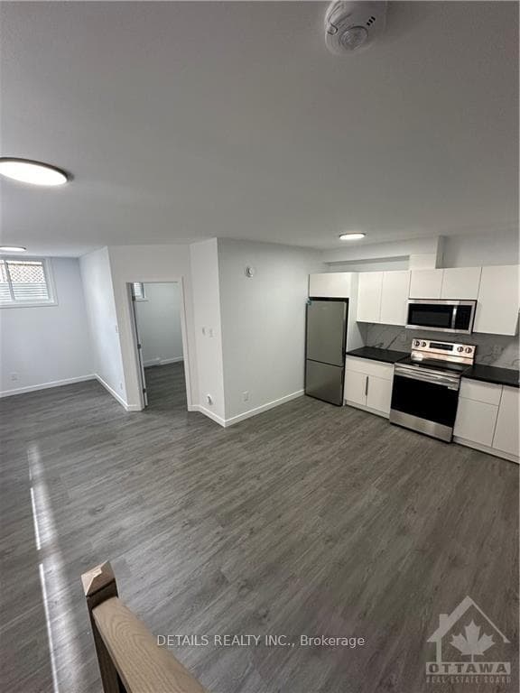 842 DUNDEE Avenue Unit B photo 3