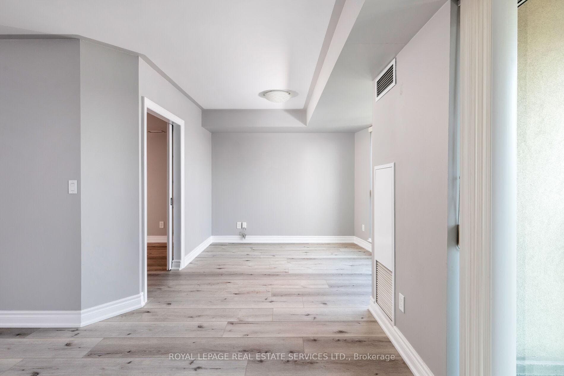 8 Park Road Unit 3307 photo 9