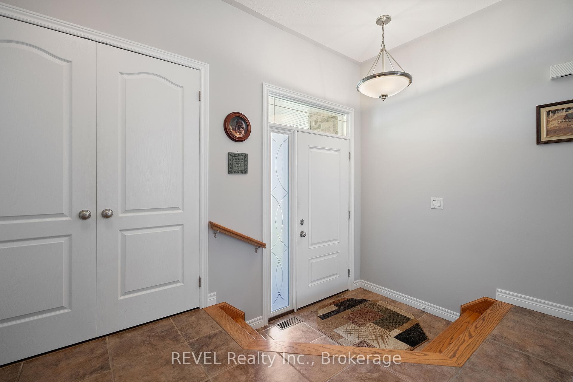 8028 Booth Street photo 5