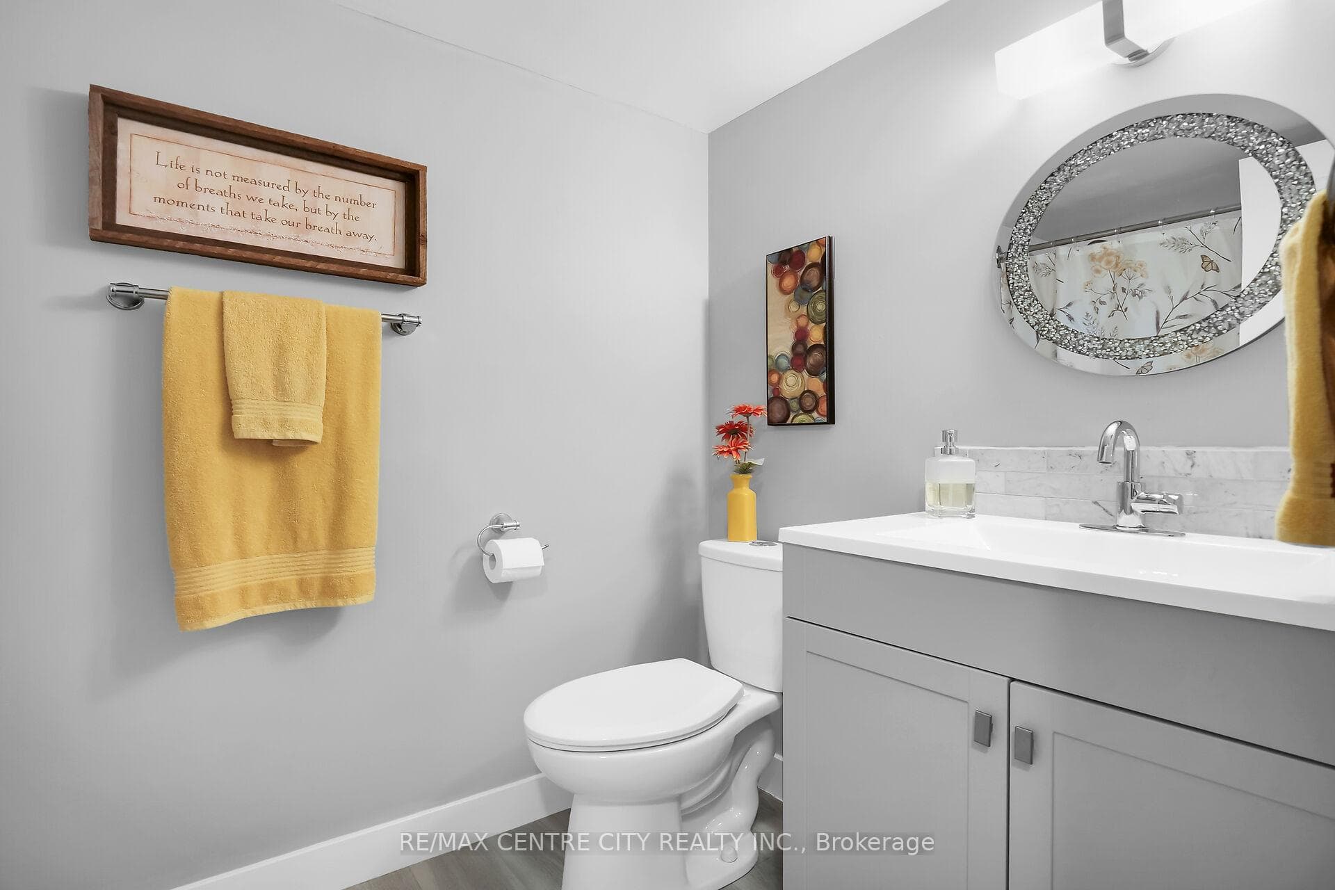 363 Colborne Street Unit 2303 photo 25