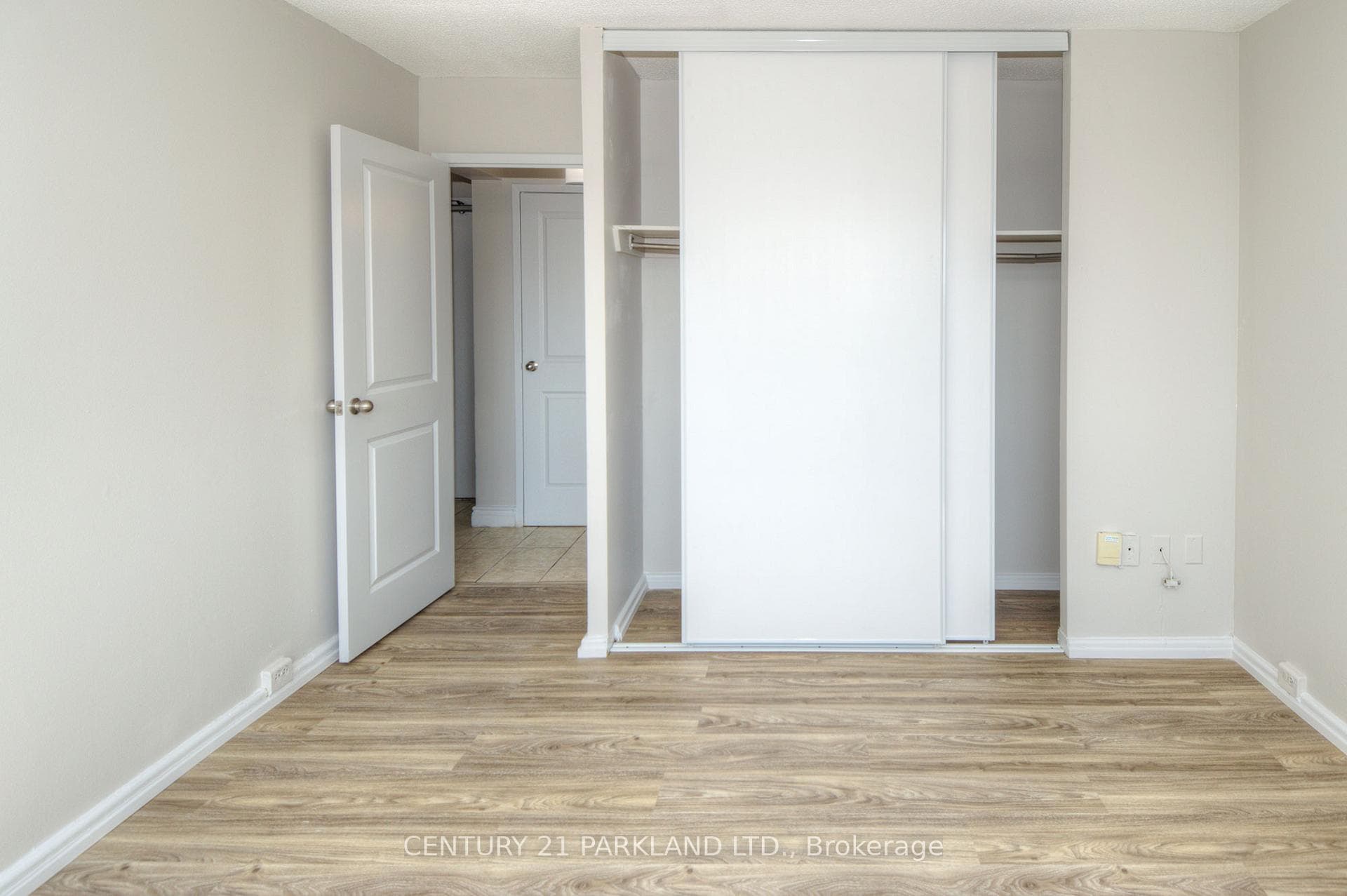 10 Sunny Glenway Unit 1409 photo 28