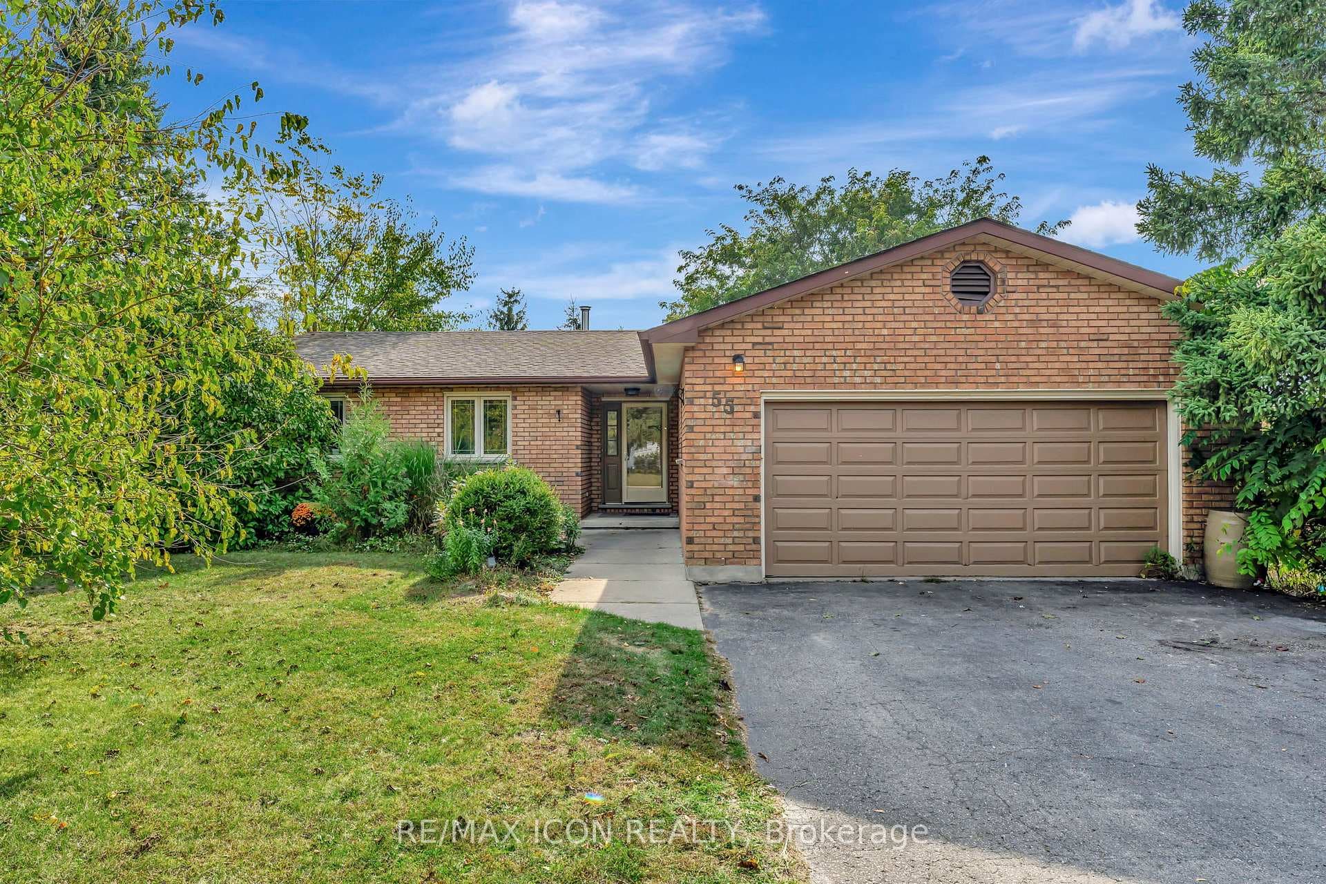 55 Mitchell Street photo 1