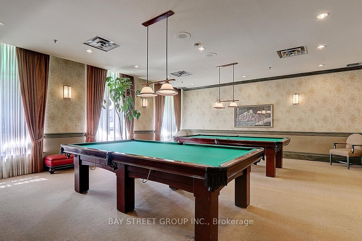 168 Bonis Avenue Unit PH1 photo 33
