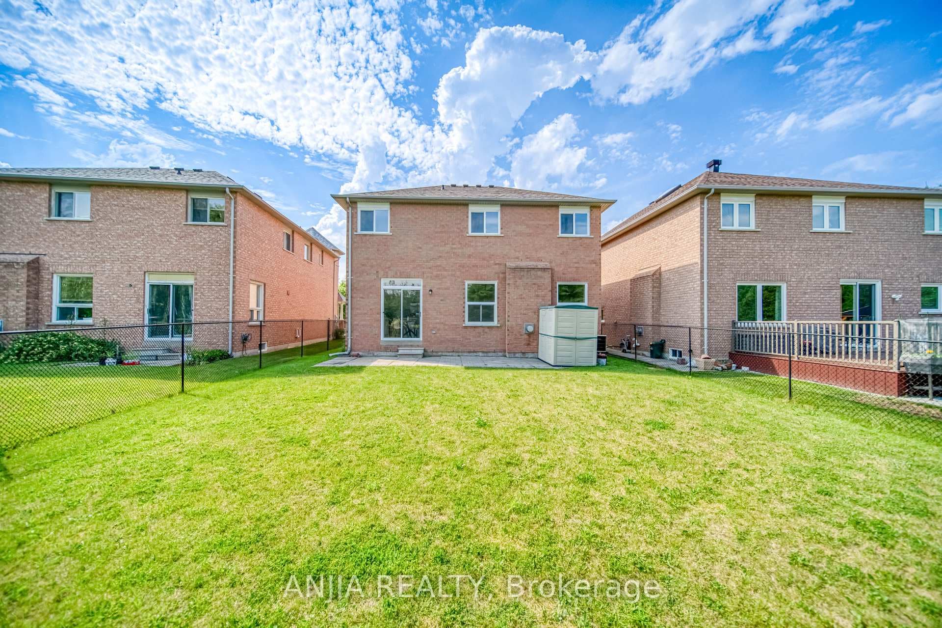 333 Castan Avenue photo 39
