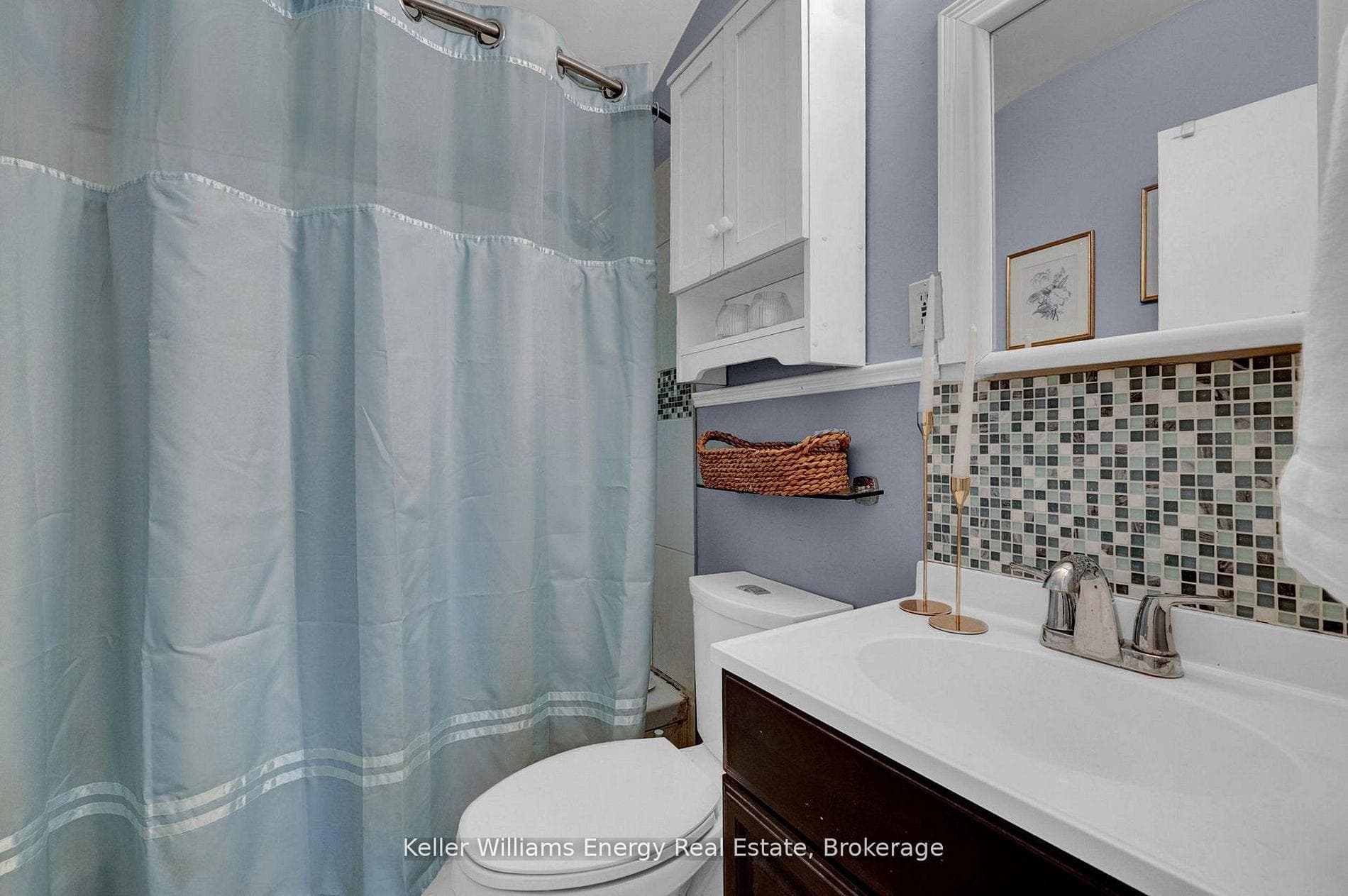 906 Centre Street photo 15