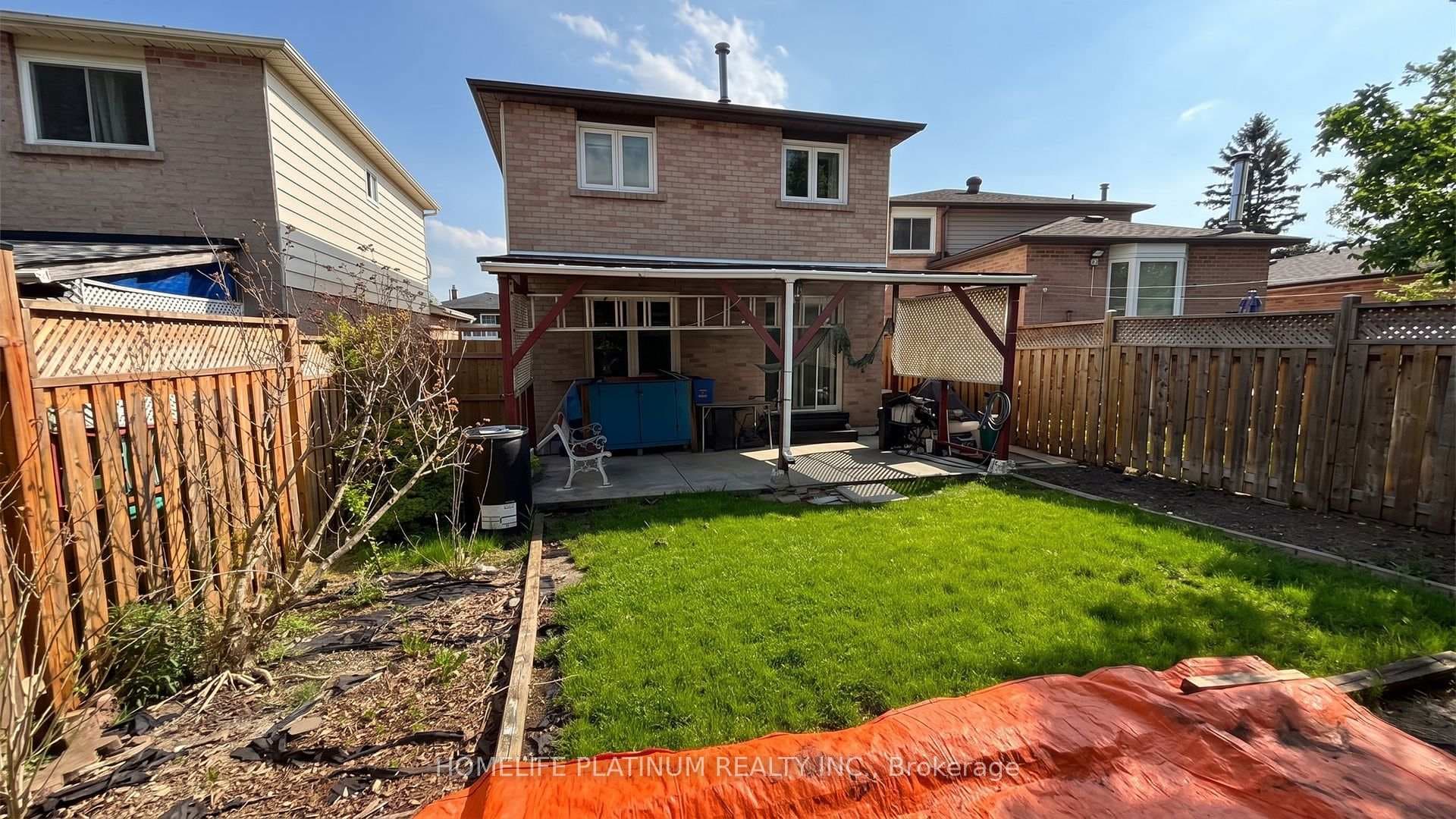 59 Martindale Crescent photo 13