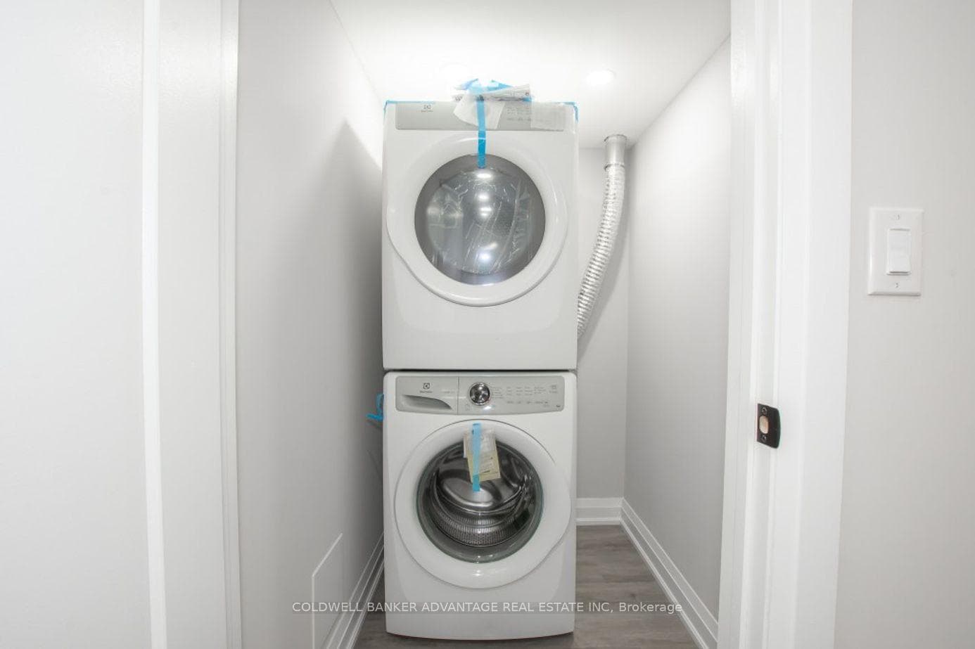 168 Windsor Street photo 34