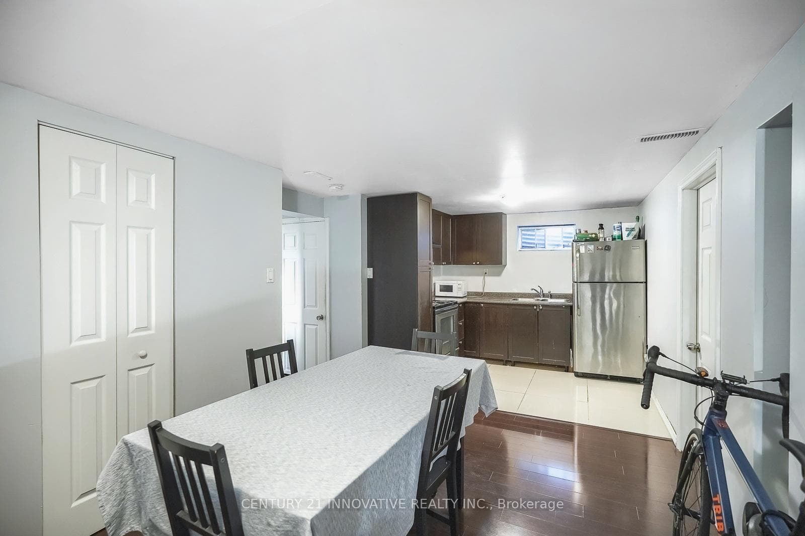 10 Stonefield Crescent photo 29