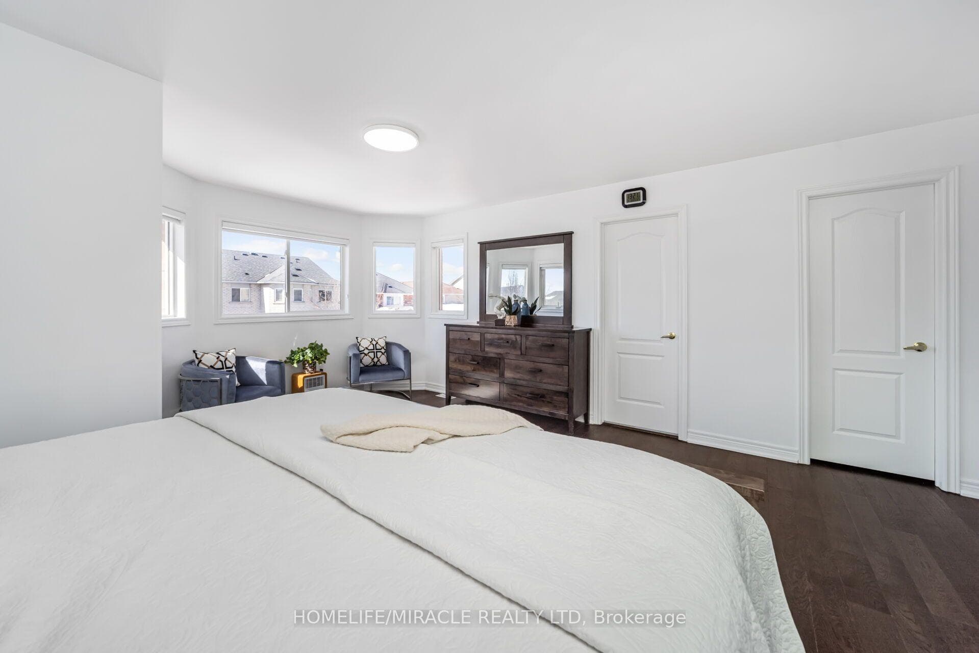 49 Cross Country Boulevard photo 35