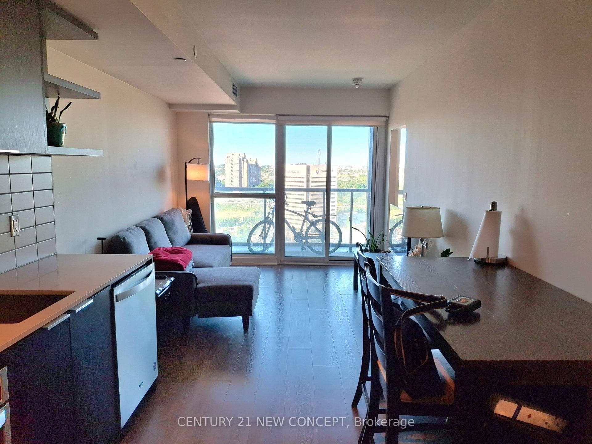 6 Sonic Way Unit 2006 photo 10