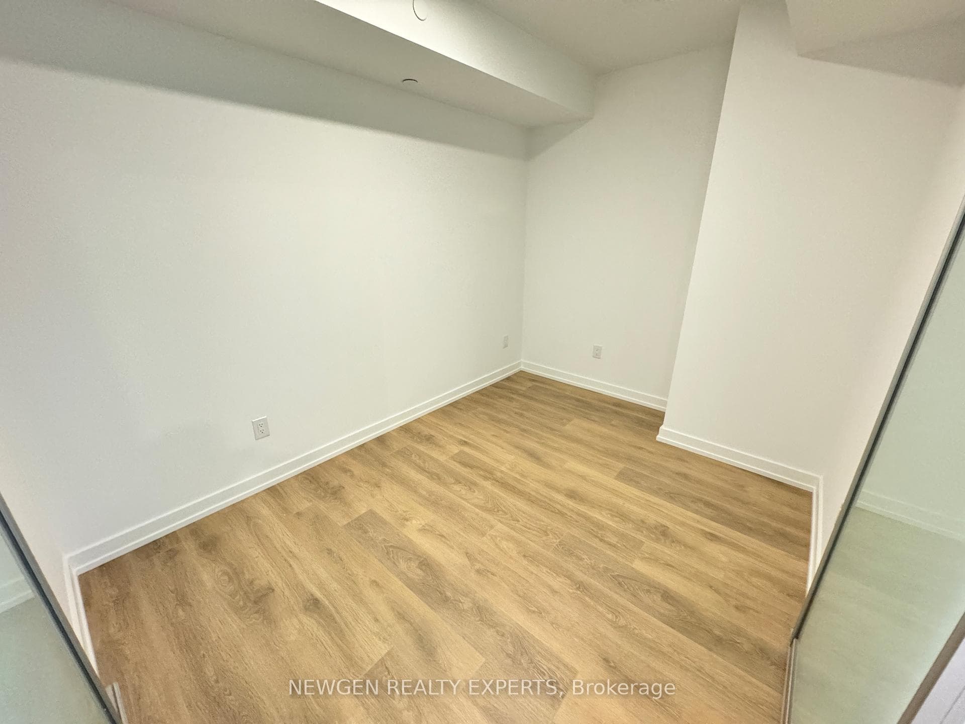 1100 Sheppard Avenue Unit 1033 photo 19