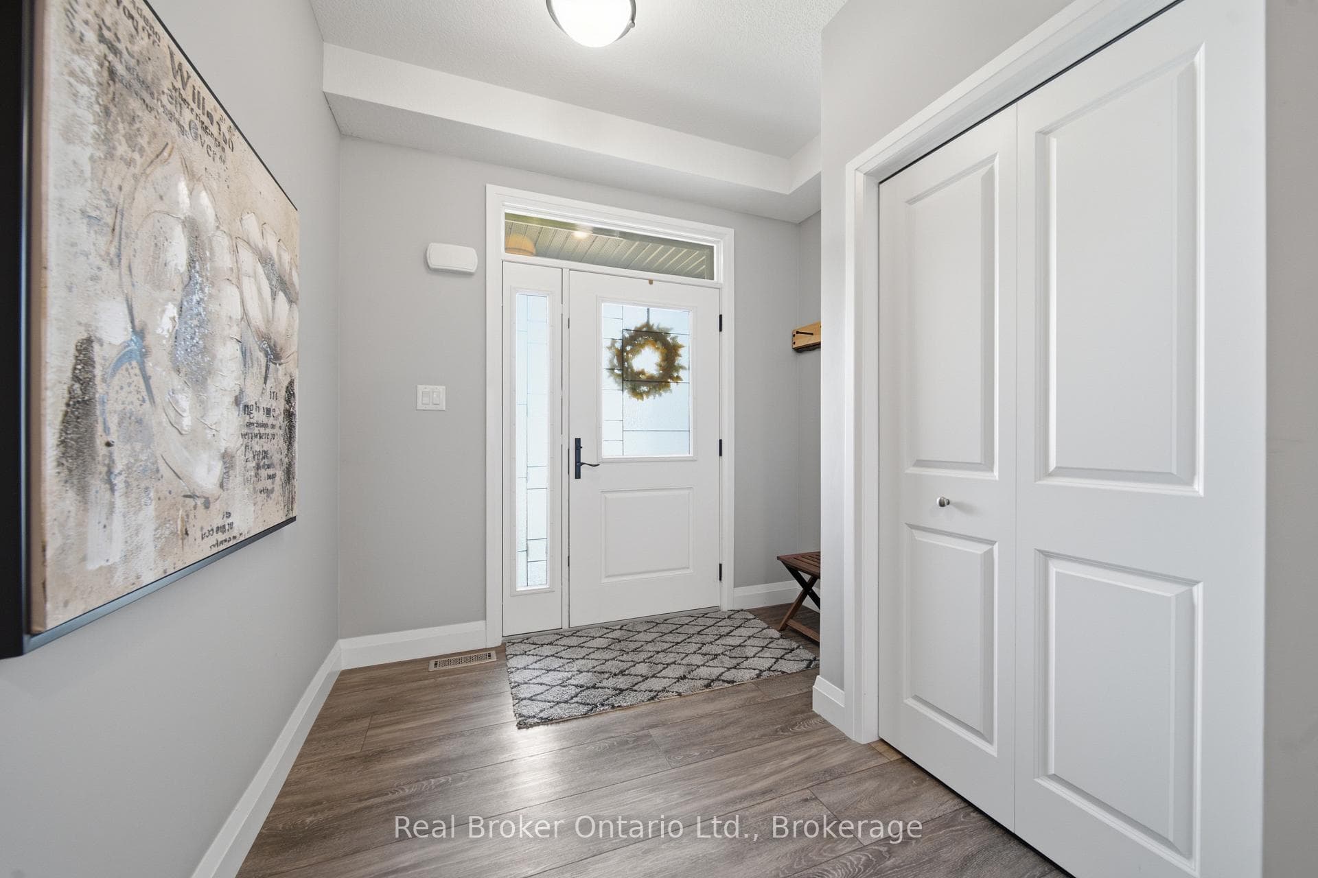 103 Stephenson Way photo 4