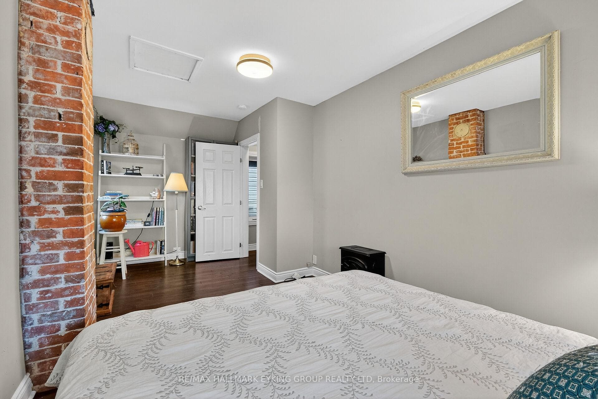 1762 Scott Street photo 32