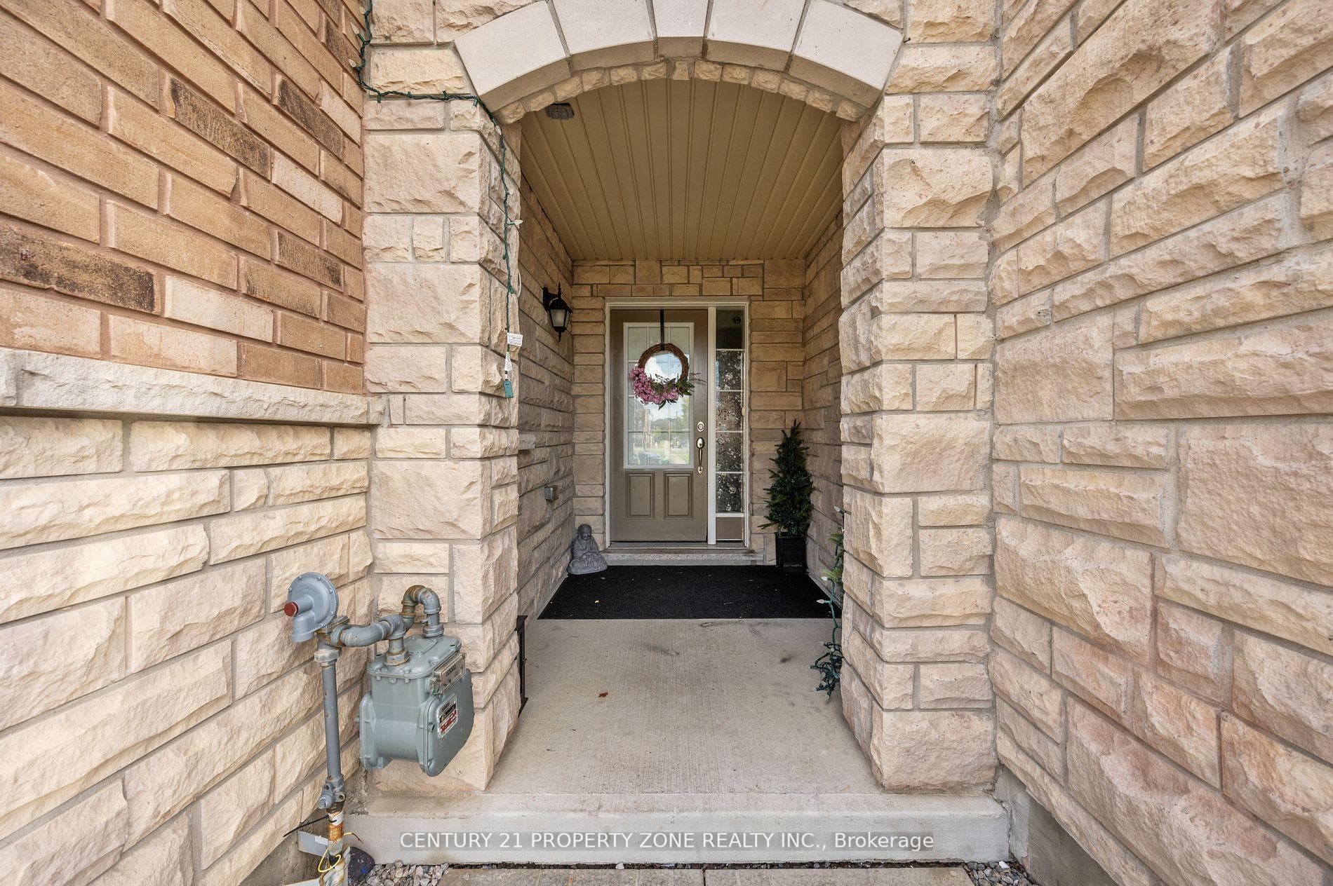 13 Metro Crescent photo 5