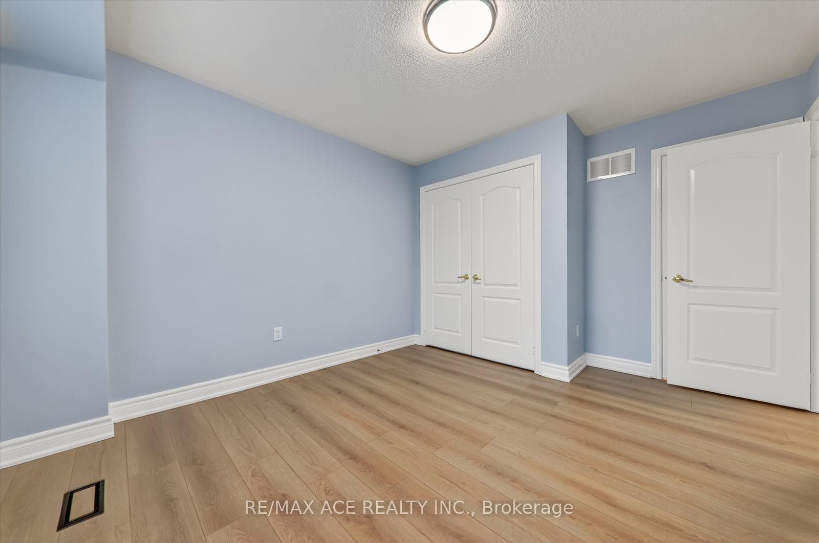 23 Grayleaf Drive photo 27