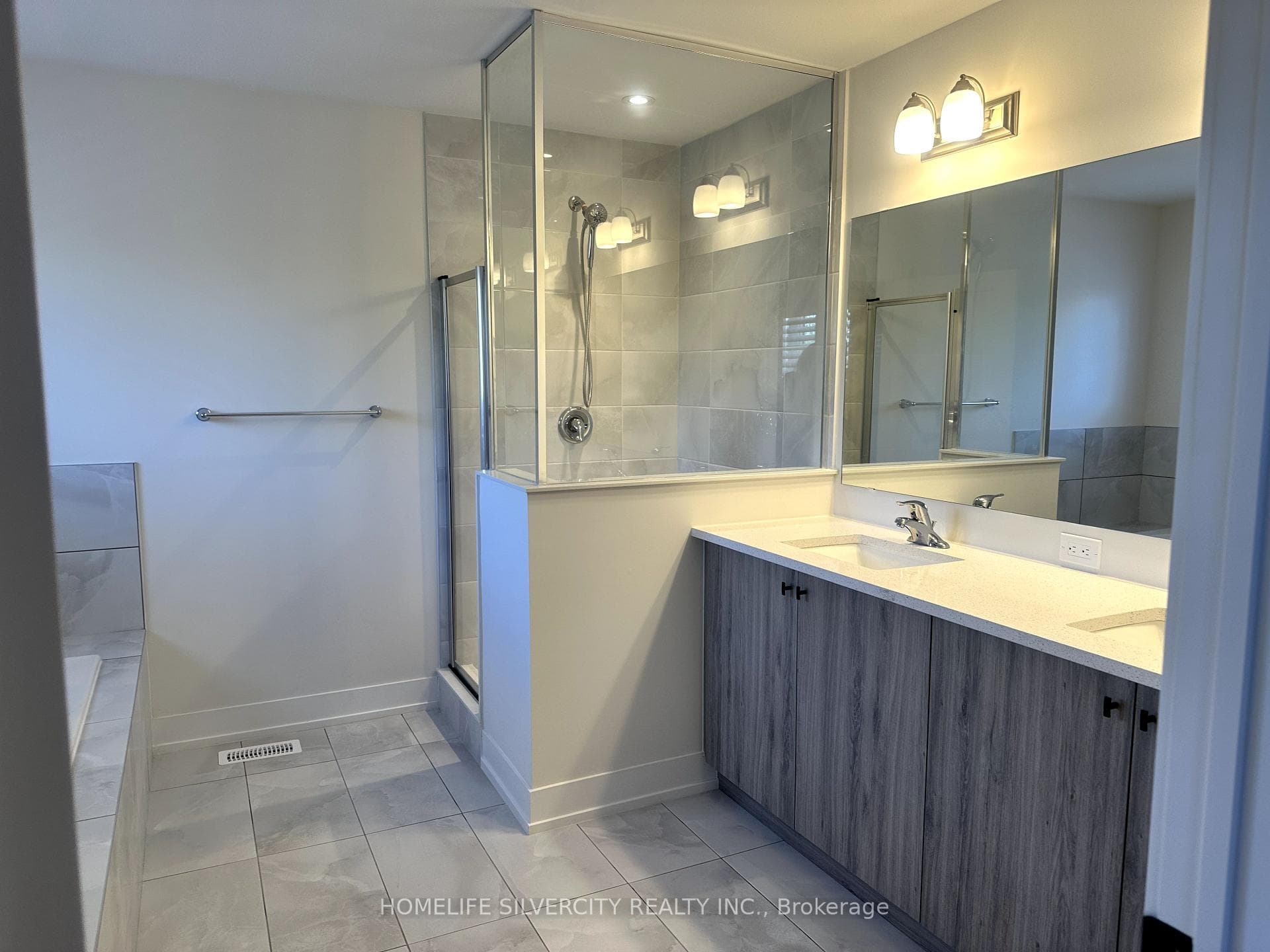 1049 Denton Drive photo 28