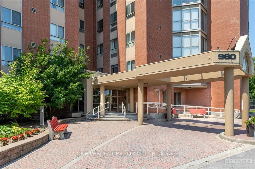 960 TERON Road Unit 1004 photo 2