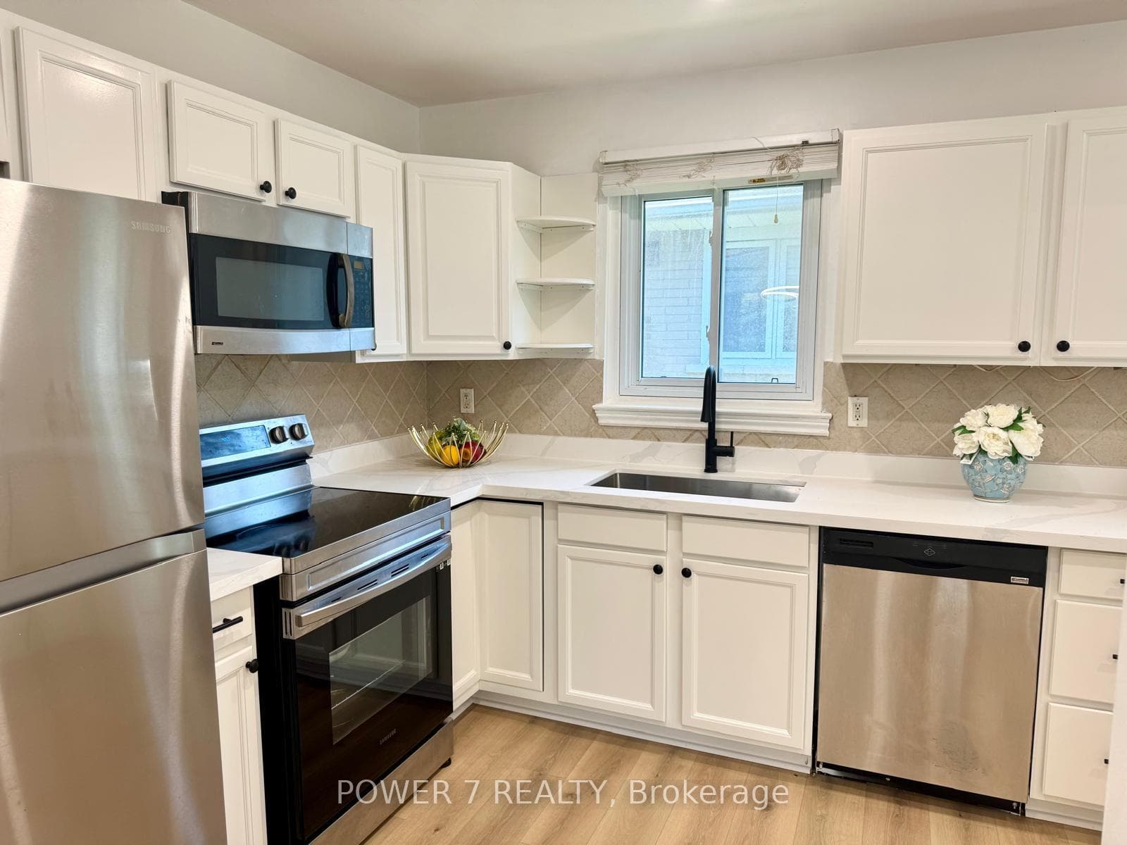 23 Donnacona Crescent photo 12