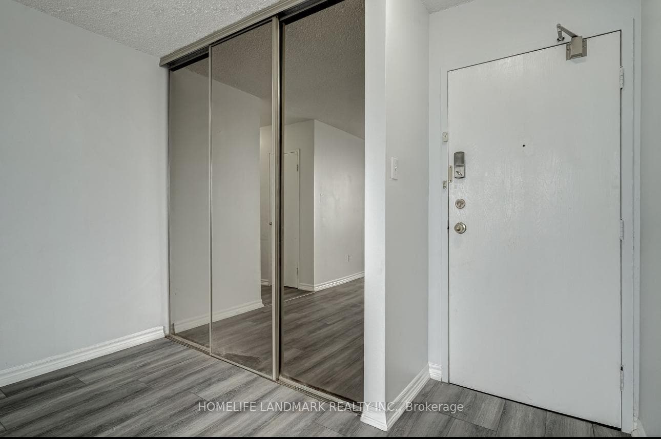 2929 Aquitaine Avenue Unit Ph1214 photo 11