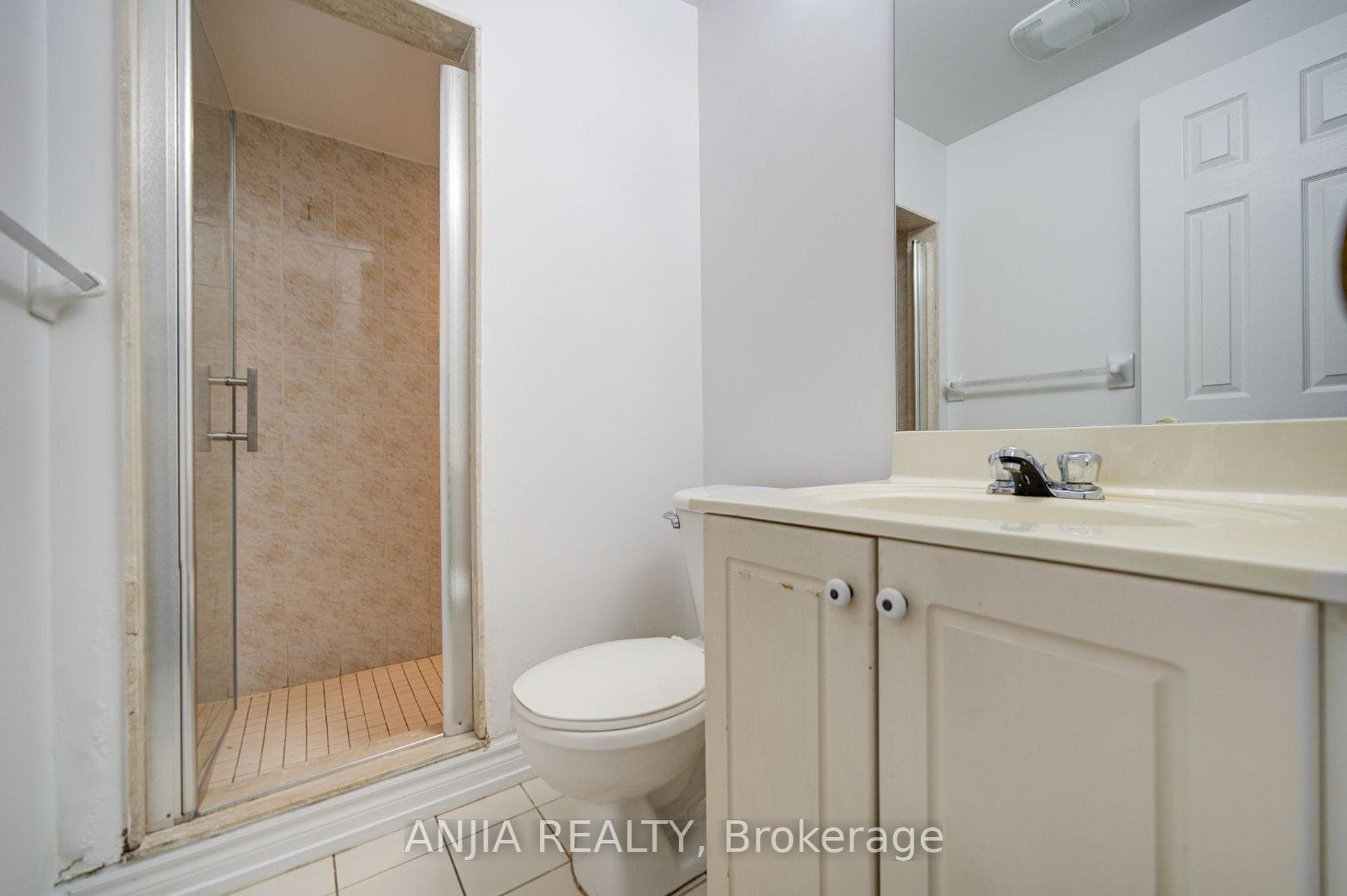 44 Pond Drive photo 37