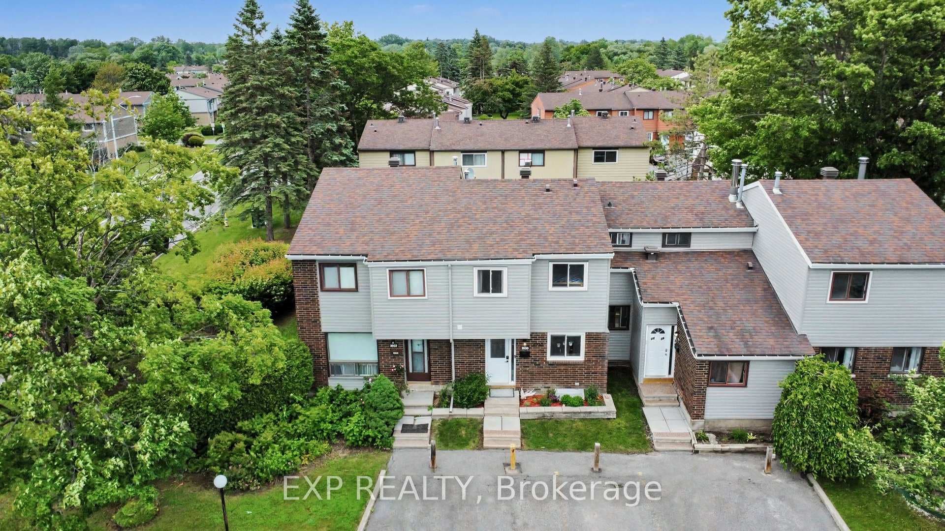 2030 Kelden Crescent Unit 35 photo 1
