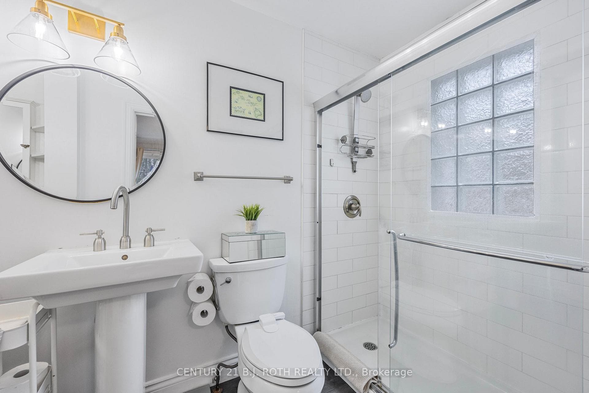 220 DUCKWORTH Street photo 13