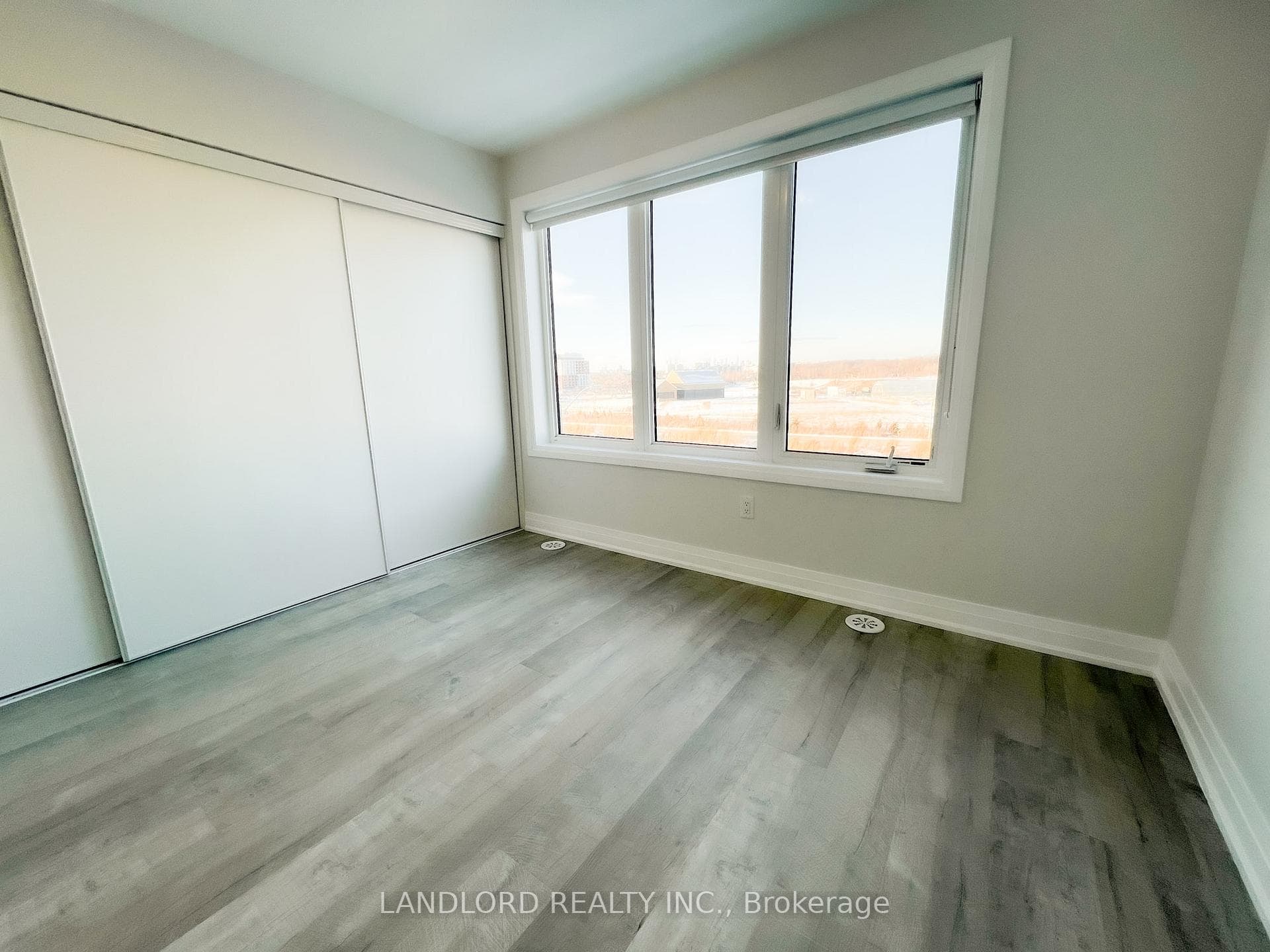 169 Downsview Park Boulevard photo 15