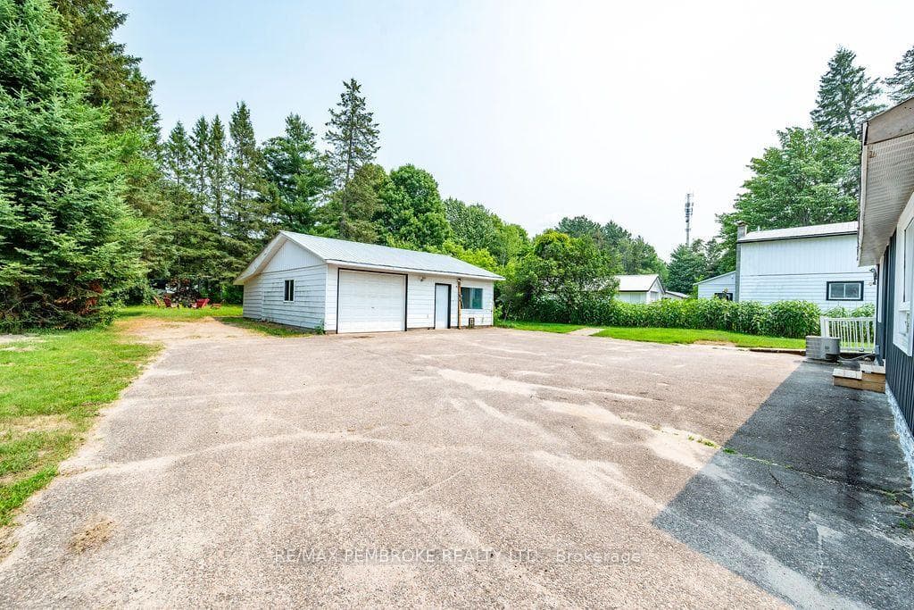 32560 Highway Highway photo 41