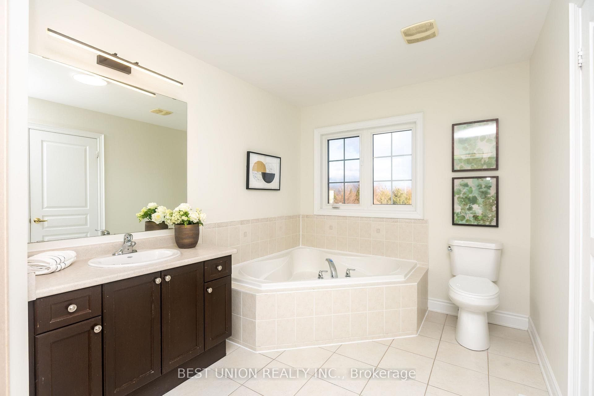 31 Bernbridge Road photo 16