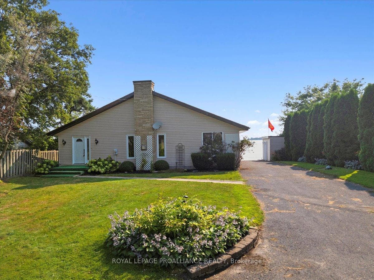 32 Peats Point Lane photo 6
