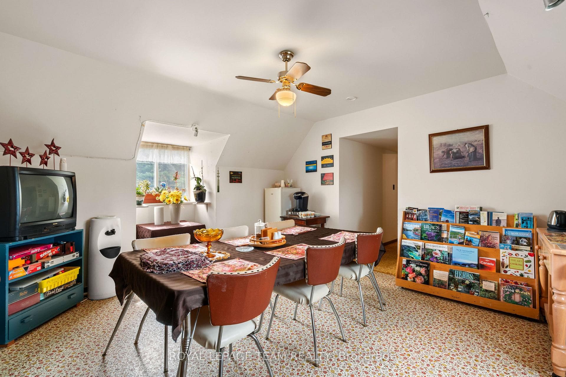 5687 Cherry Street photo 24