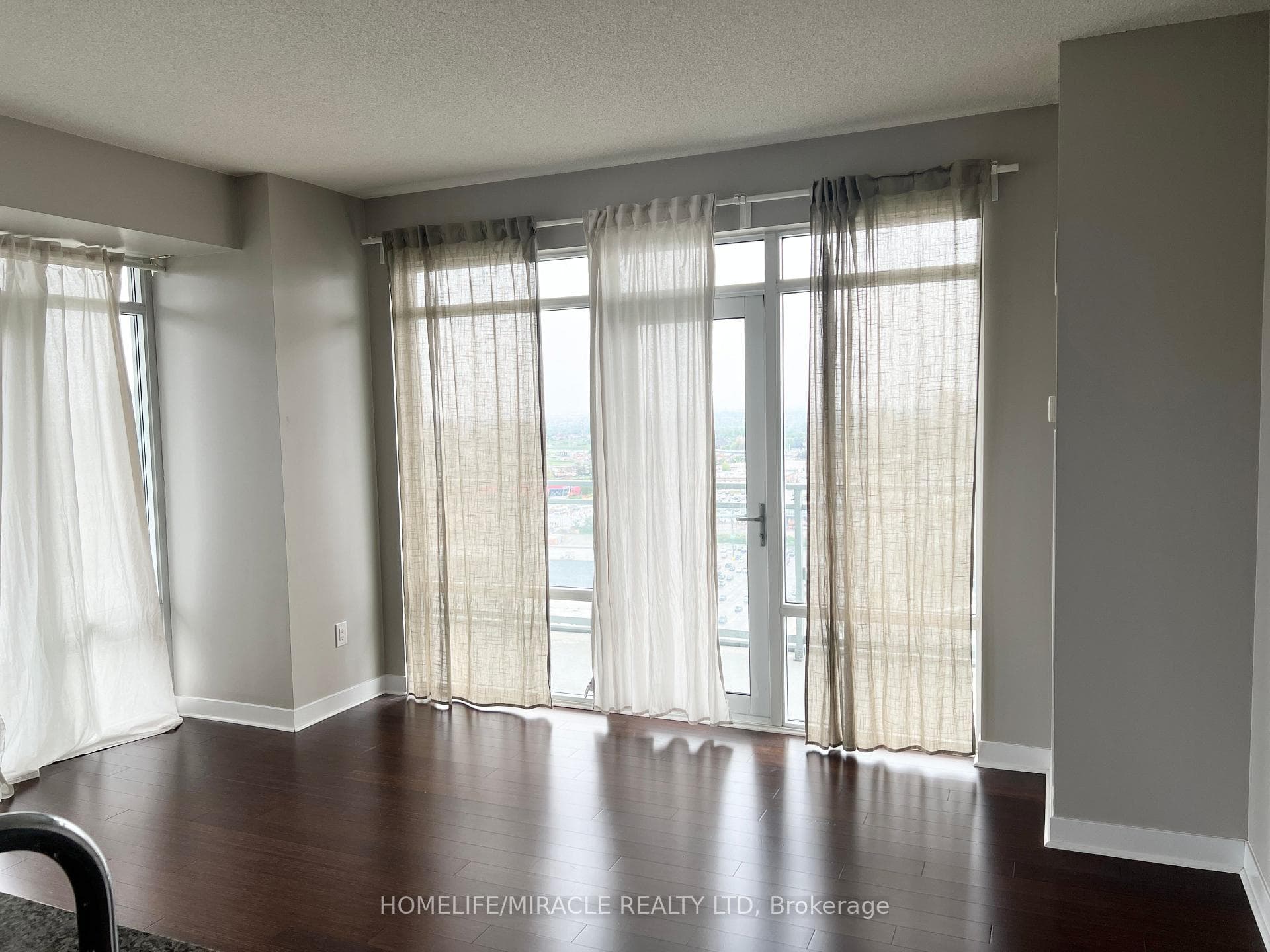 360 Square One Drive Unit 1811 photo 4