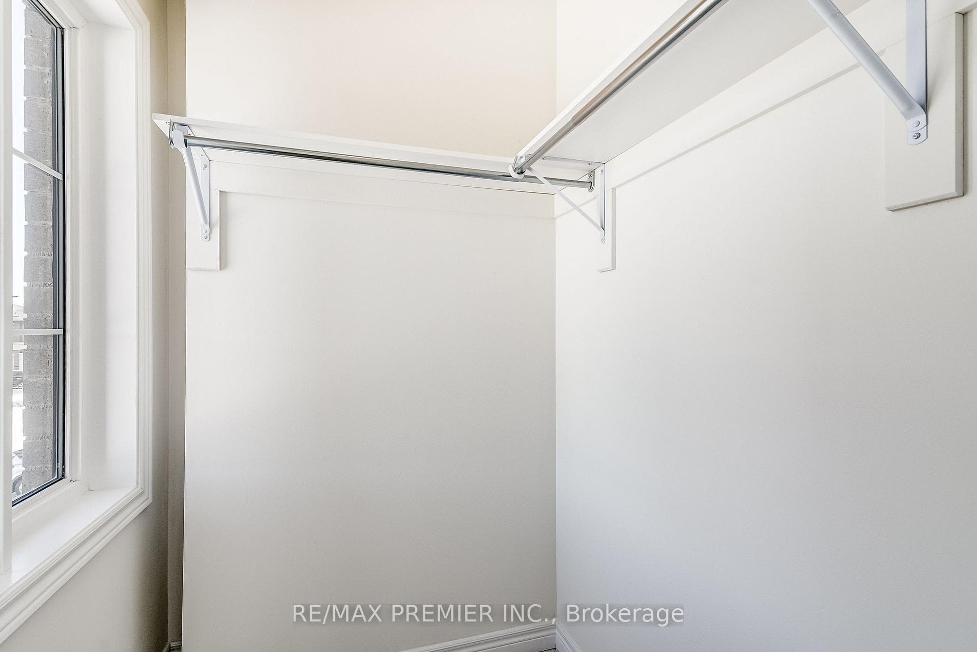 56 Armilia Place photo 33