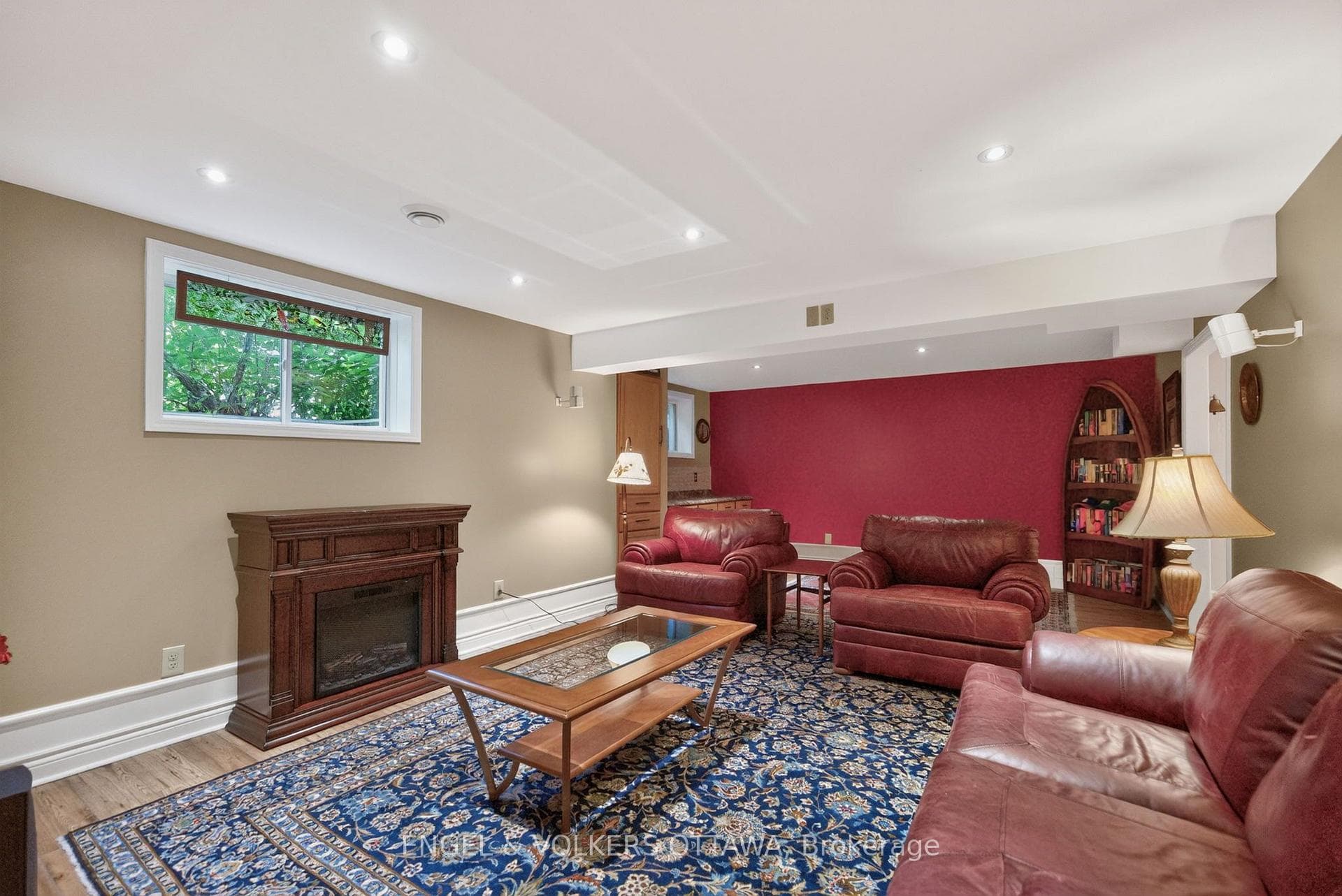 106 Equinelle Drive photo 31