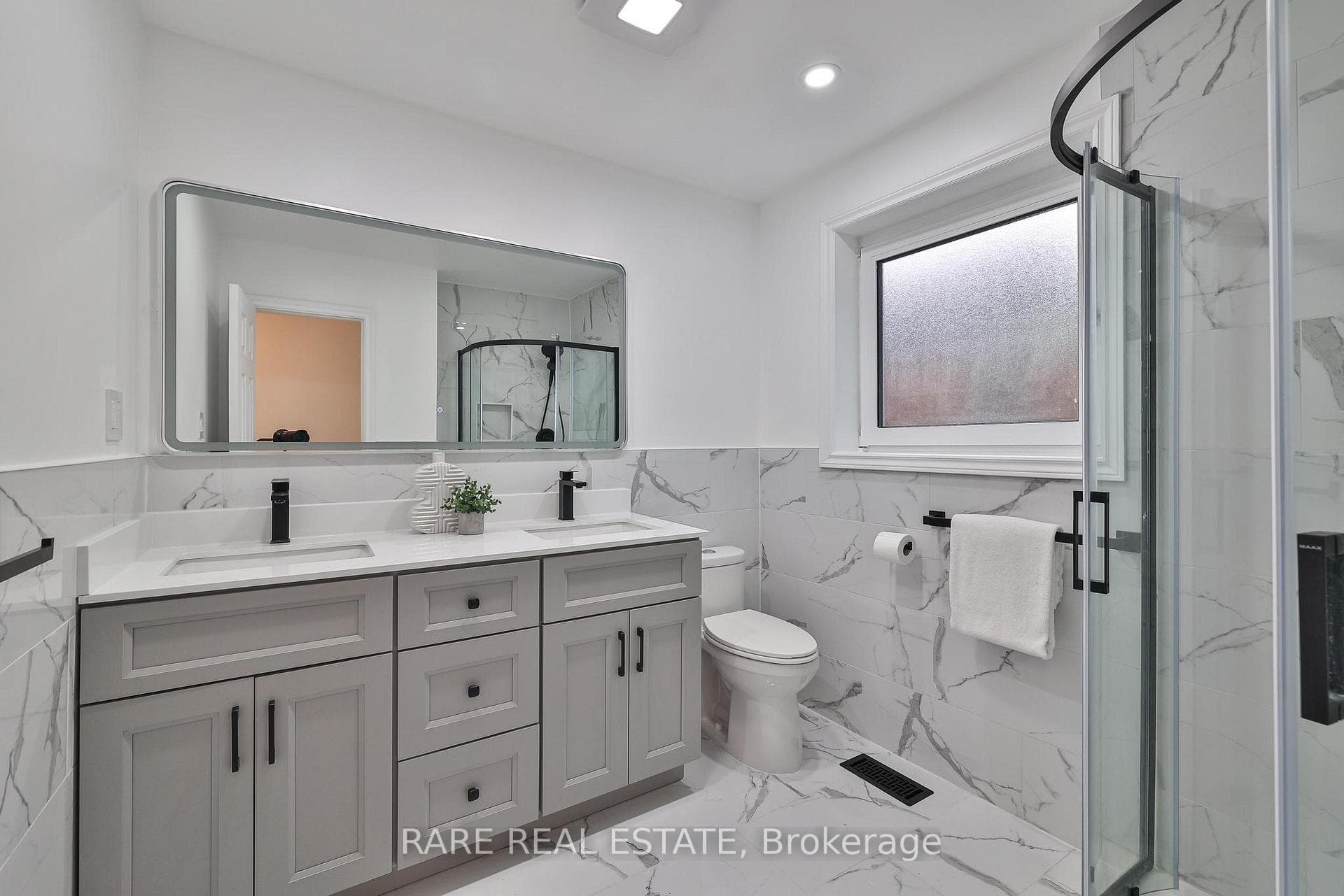 1111 Kipling Avenue photo 26
