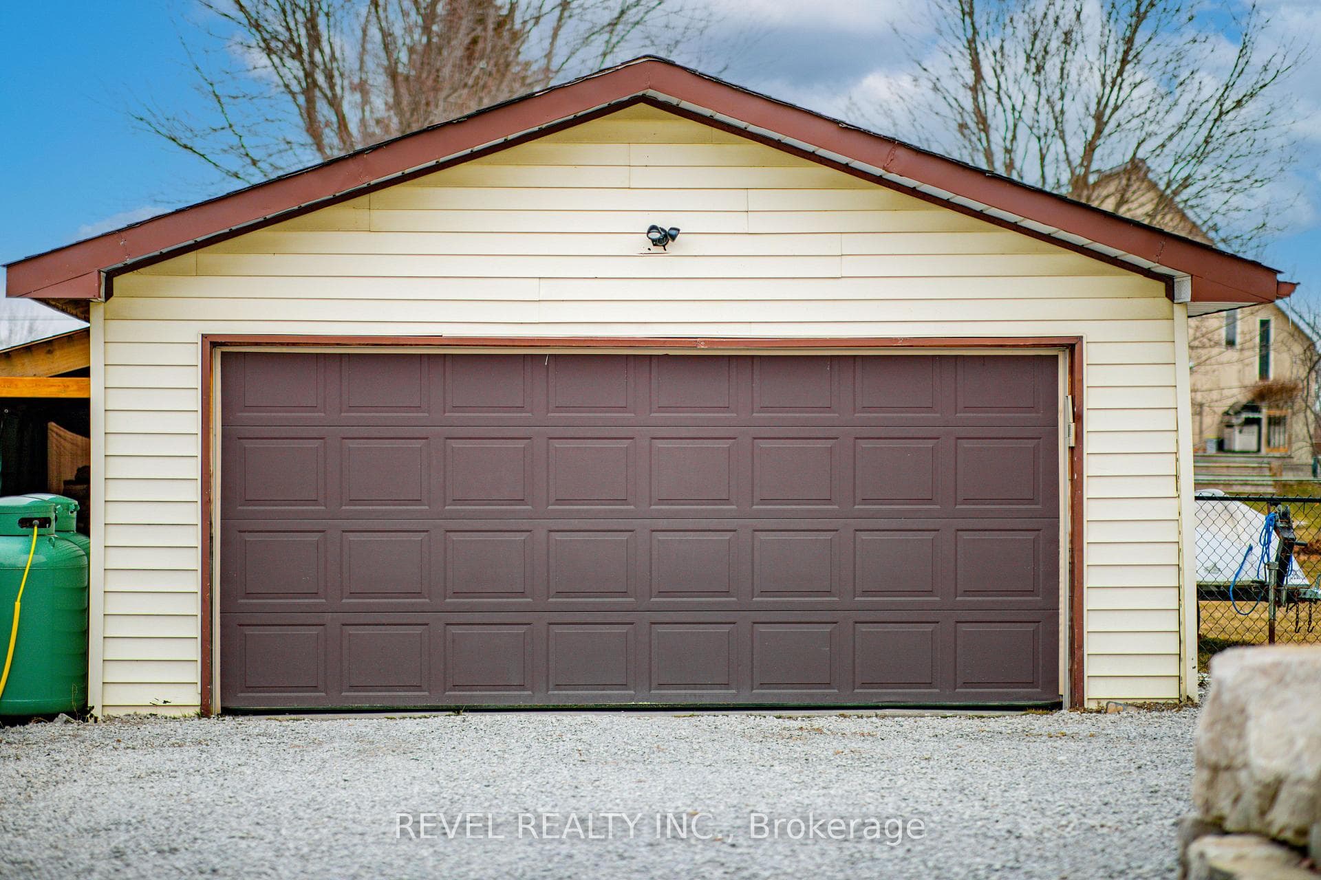 79 Hillside Drive photo 32