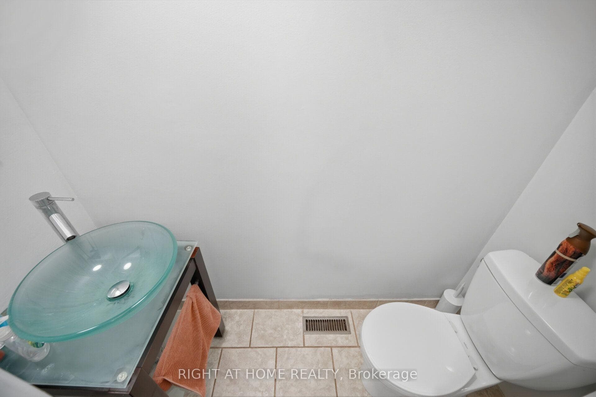121 Bob O'link Avenue photo 33